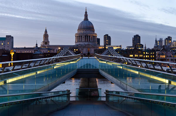 Millenium Bridge facing St Paul Cathedral