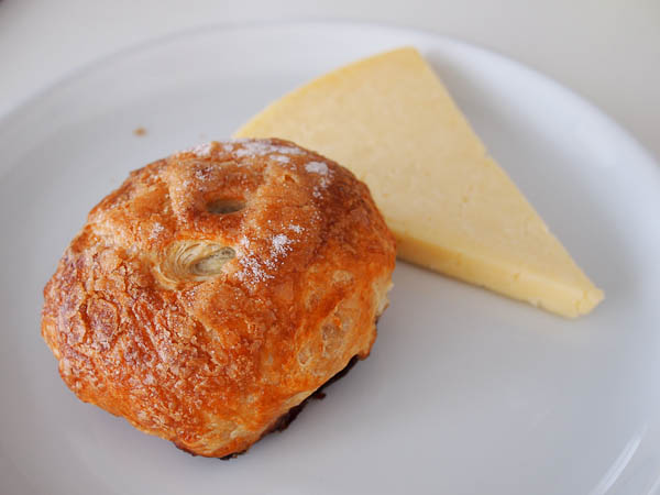 Eccles cake and Lancashire Cheese